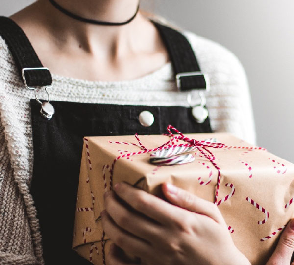 How Do I Handle Gift-Giving After My Divorce?