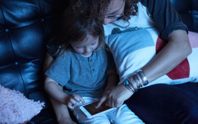 How Divorced Co-Parents Should Share Kids’ Technology Accounts